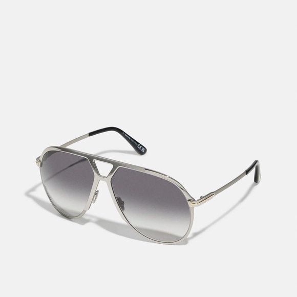 Tom Ford Accessories - Authentic- NEW TOM FORD TF1060 16B AVIATOR SUNGLASSES TOM FORD XAVIER
